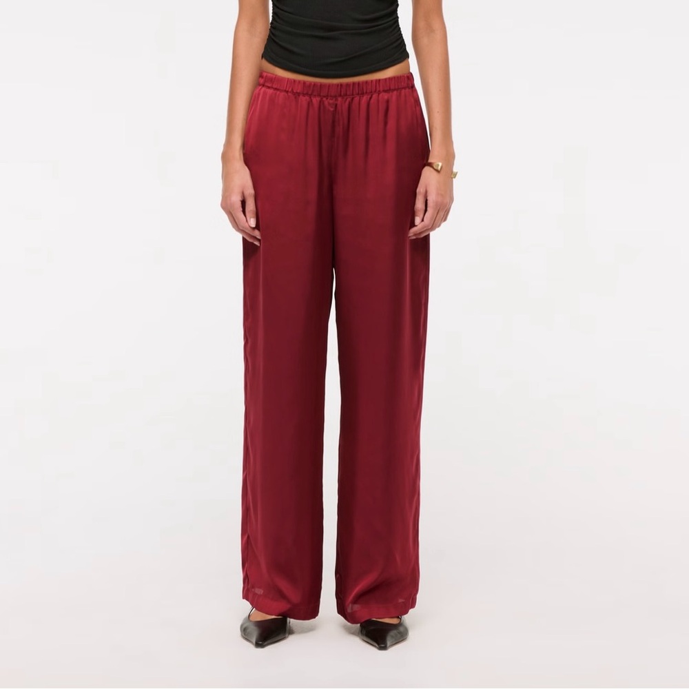 Abercrombie & Fitch Satin Wide-Leg Pants in Burgundy